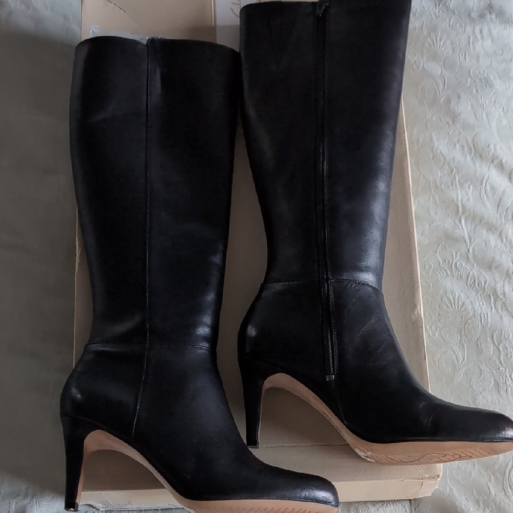 Elegant Black Leather Knee-High Boots